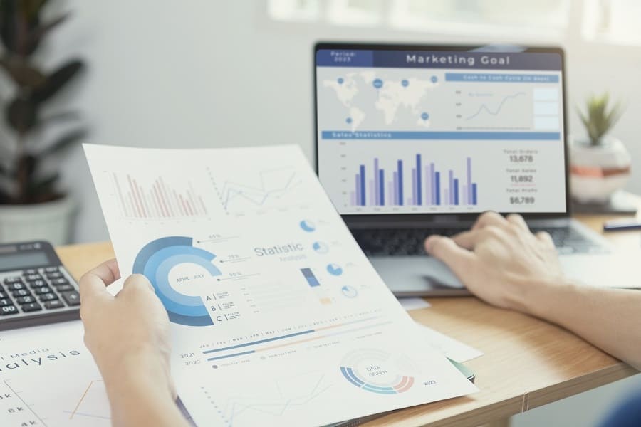 width="900" height="600"